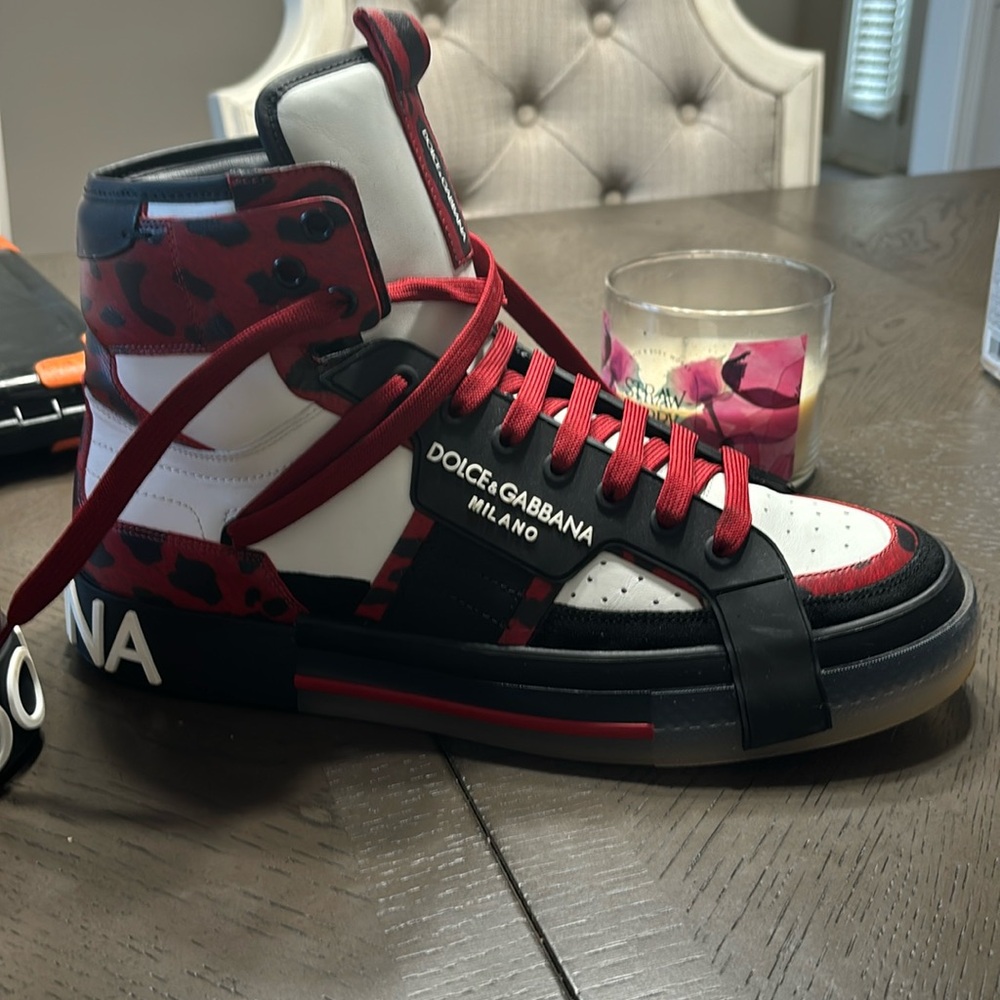 Burgundy and black size 11(44eu) Dolce and Gabbana sneakers